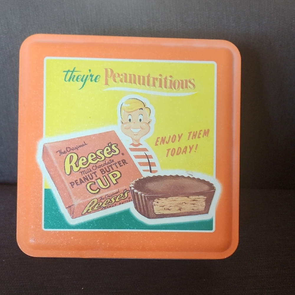 Reese's Peanut Butter Tin